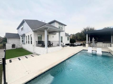 102 Waverly Spire Court Austin TX 78738