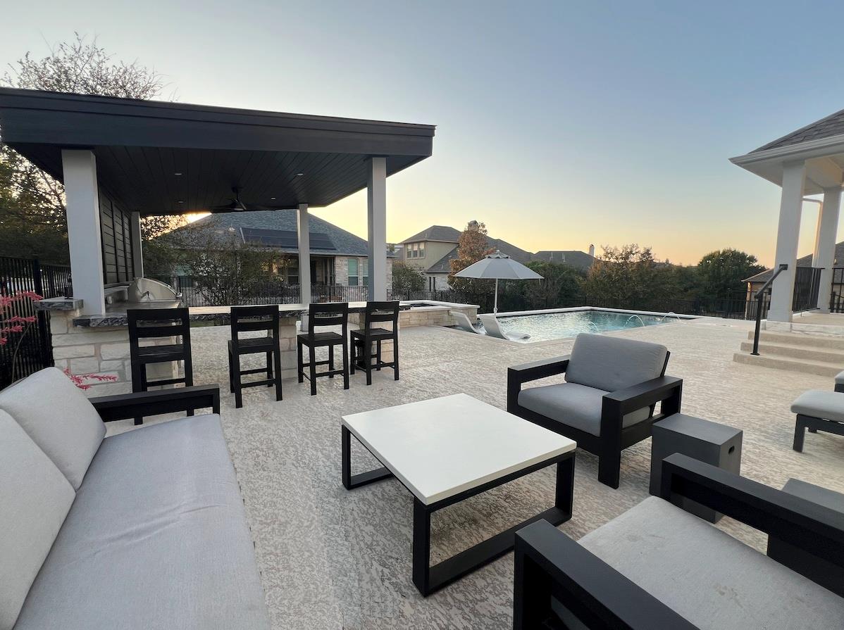 102 Waverly Spire Court Austin TX 78738
