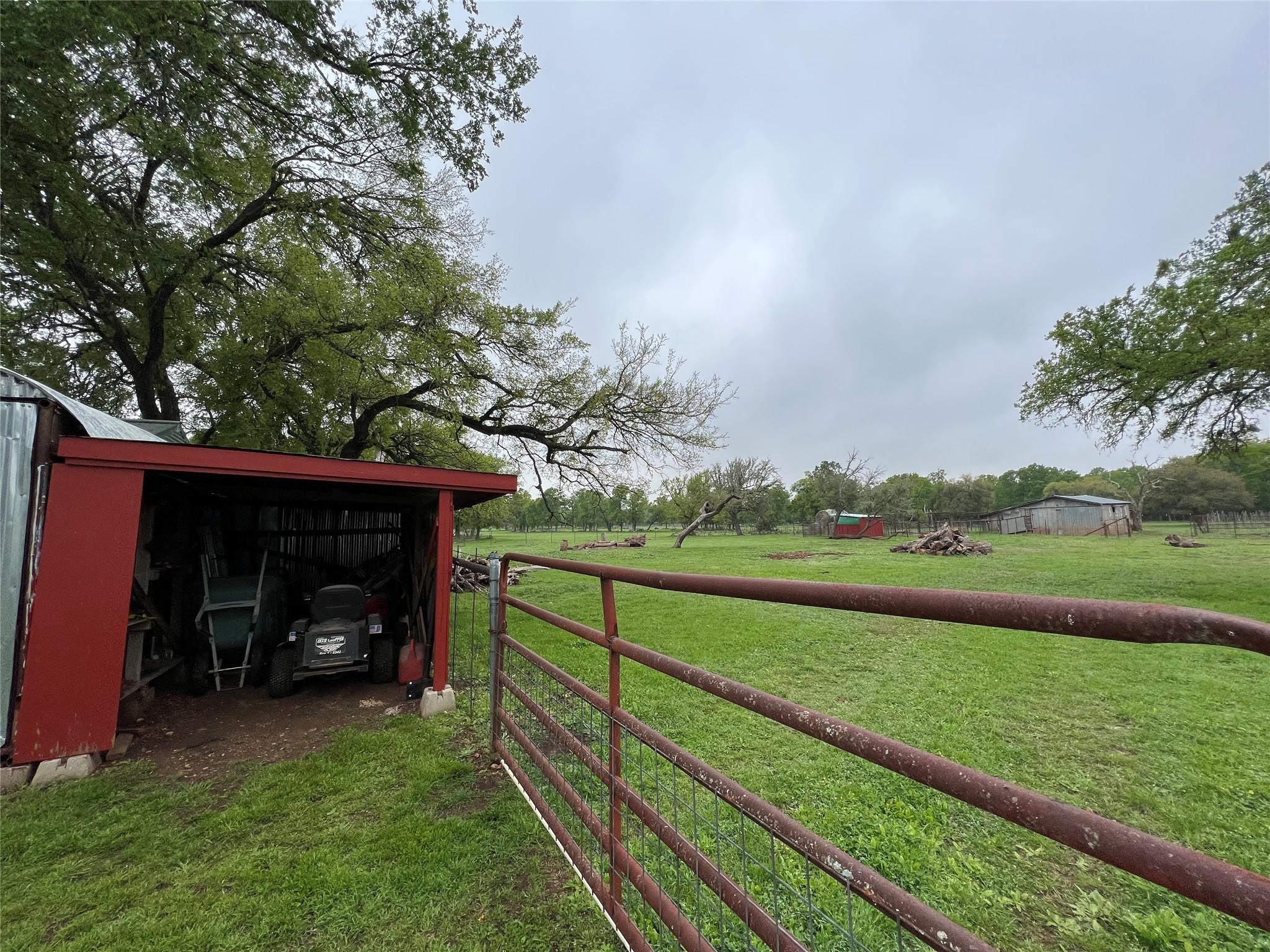 2700 County Road 305 Jarrell TX 76537