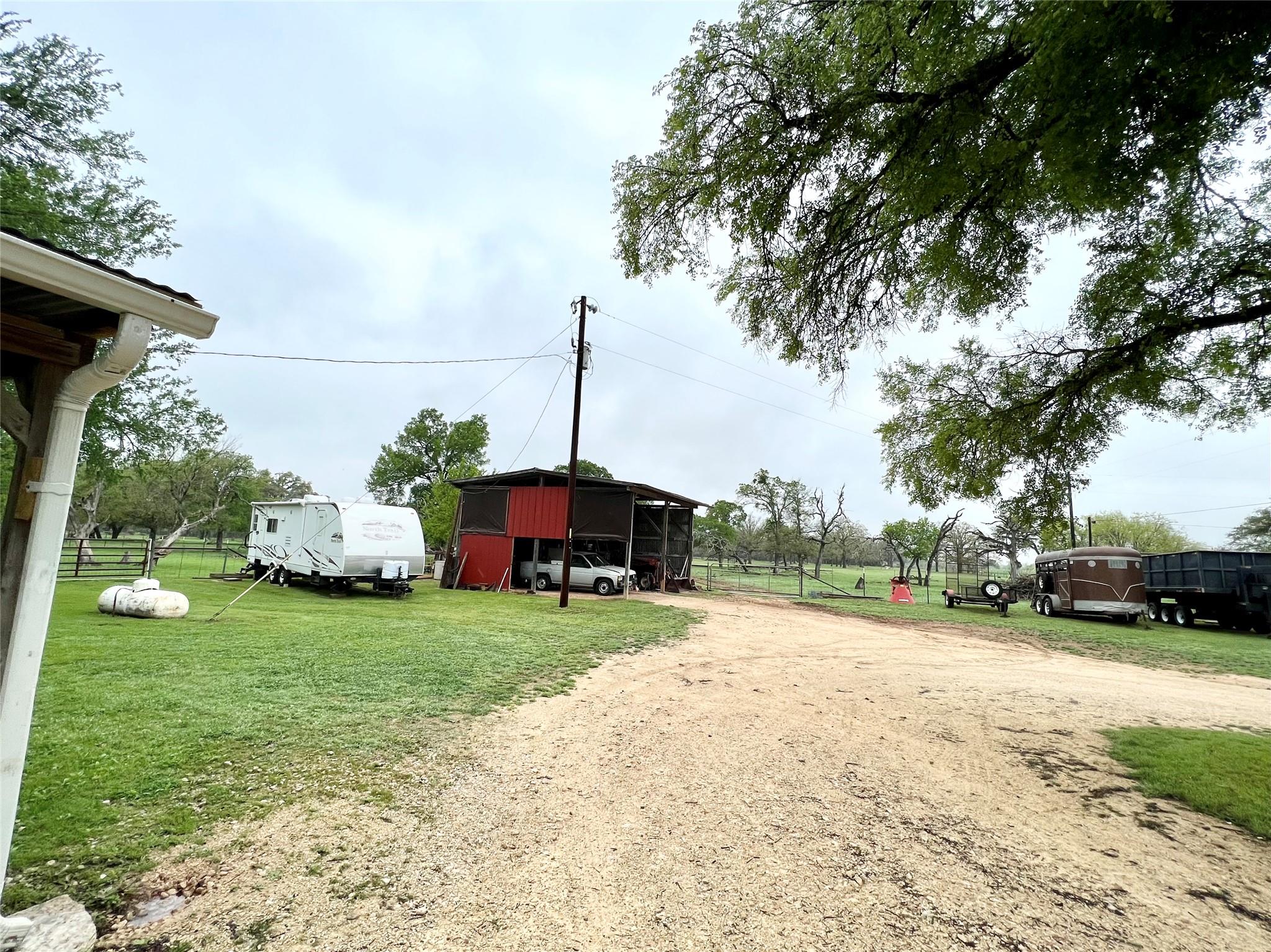 2700 County Road 305 Jarrell TX 76537