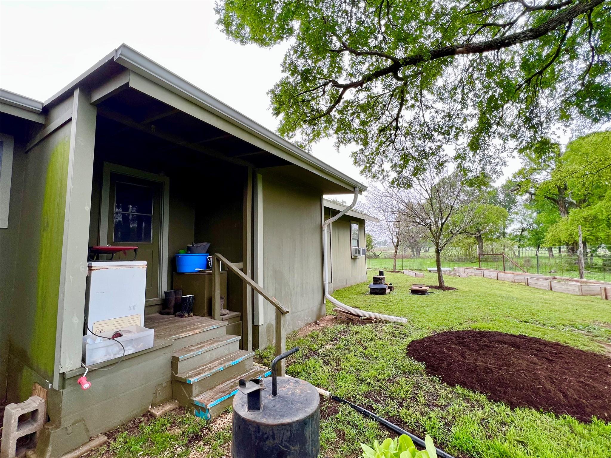 2700 County Road 305 Jarrell TX 76537