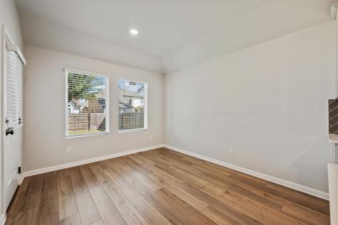 208 Golden Gate Lane Kyle TX 78640
