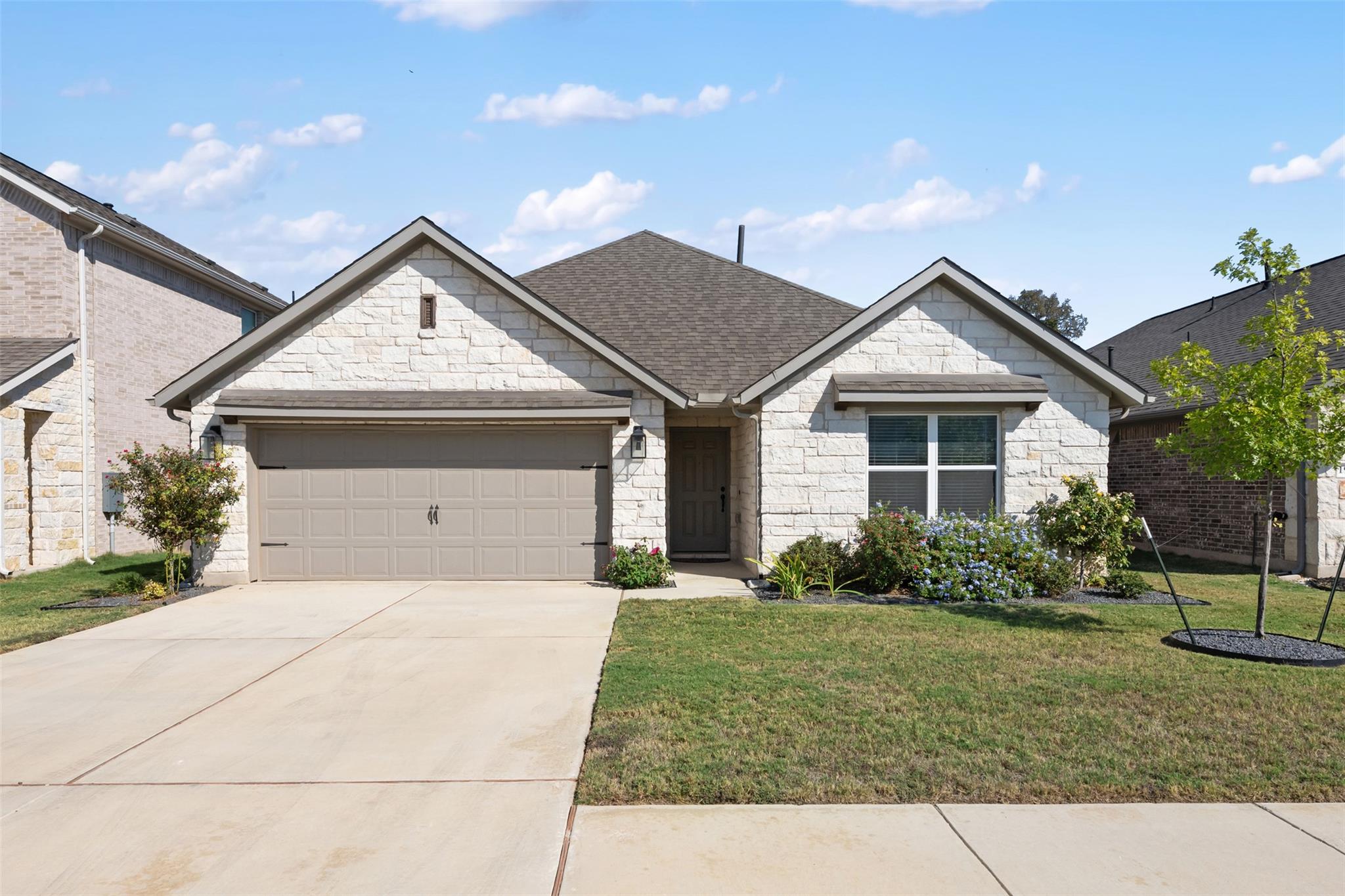 208 Golden Gate Lane Kyle TX 78640
