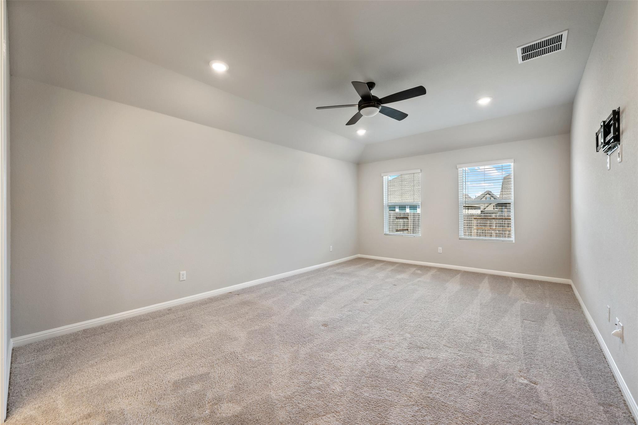 208 Golden Gate Lane Kyle TX 78640