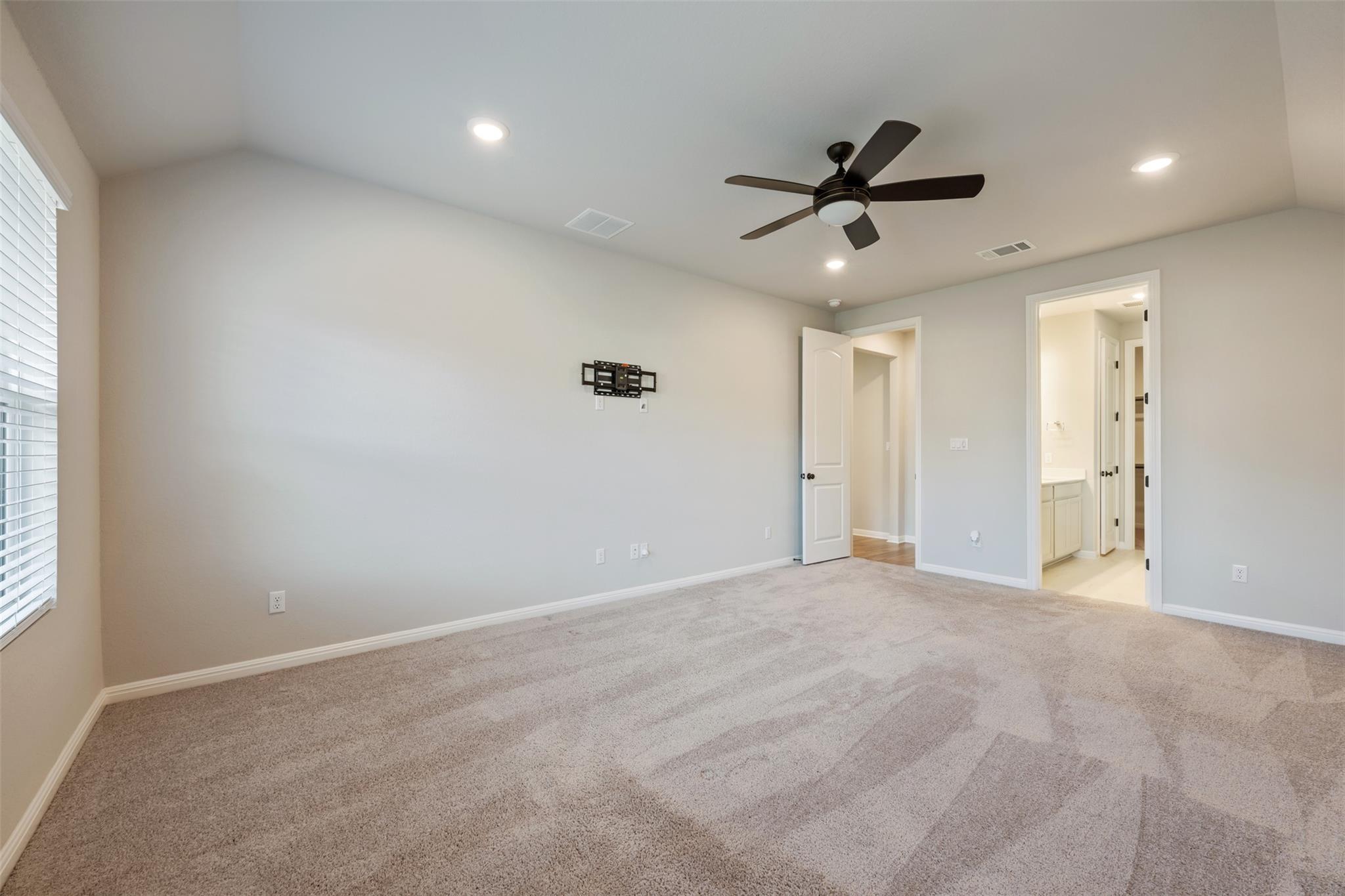 208 Golden Gate Lane Kyle TX 78640