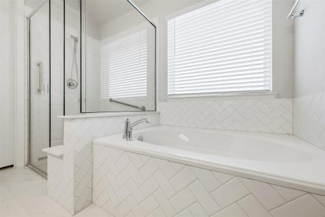 208 Golden Gate Lane Kyle TX 78640