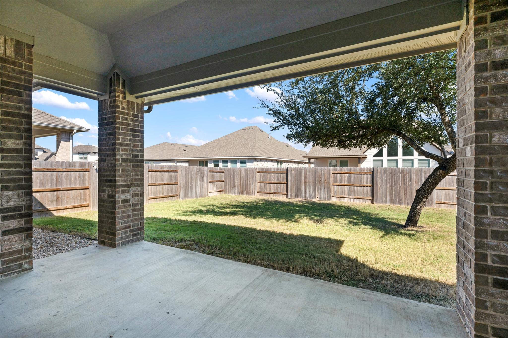 208 Golden Gate Lane Kyle TX 78640