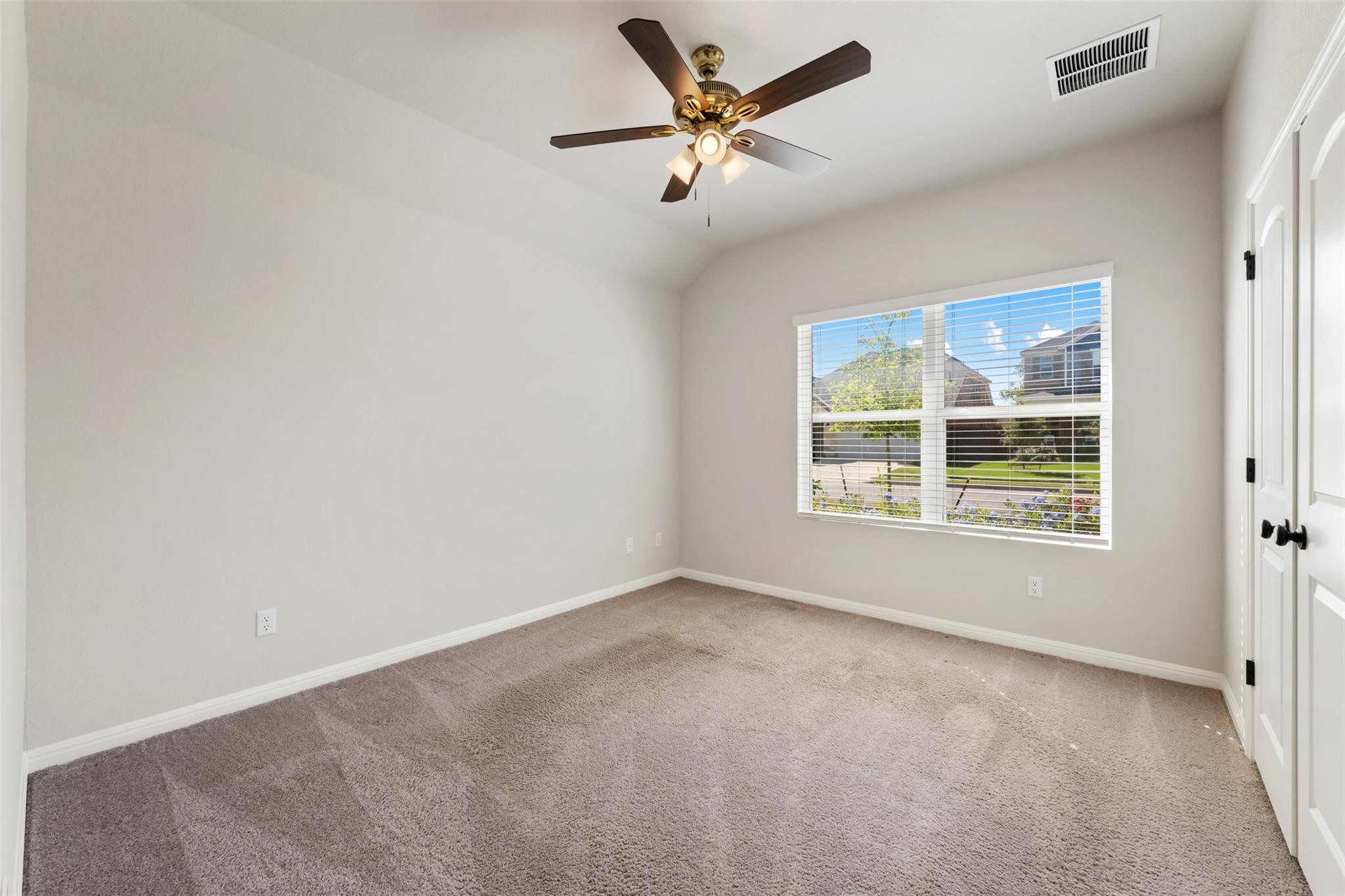 208 Golden Gate Lane Kyle TX 78640