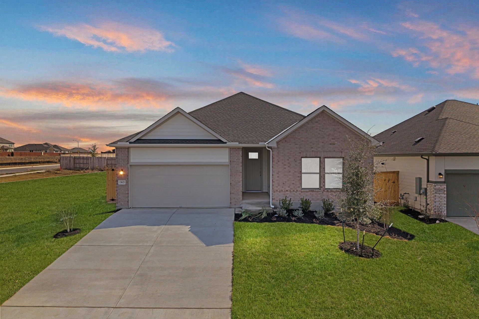 13621 Gray Landing Drive Elgin TX 78621