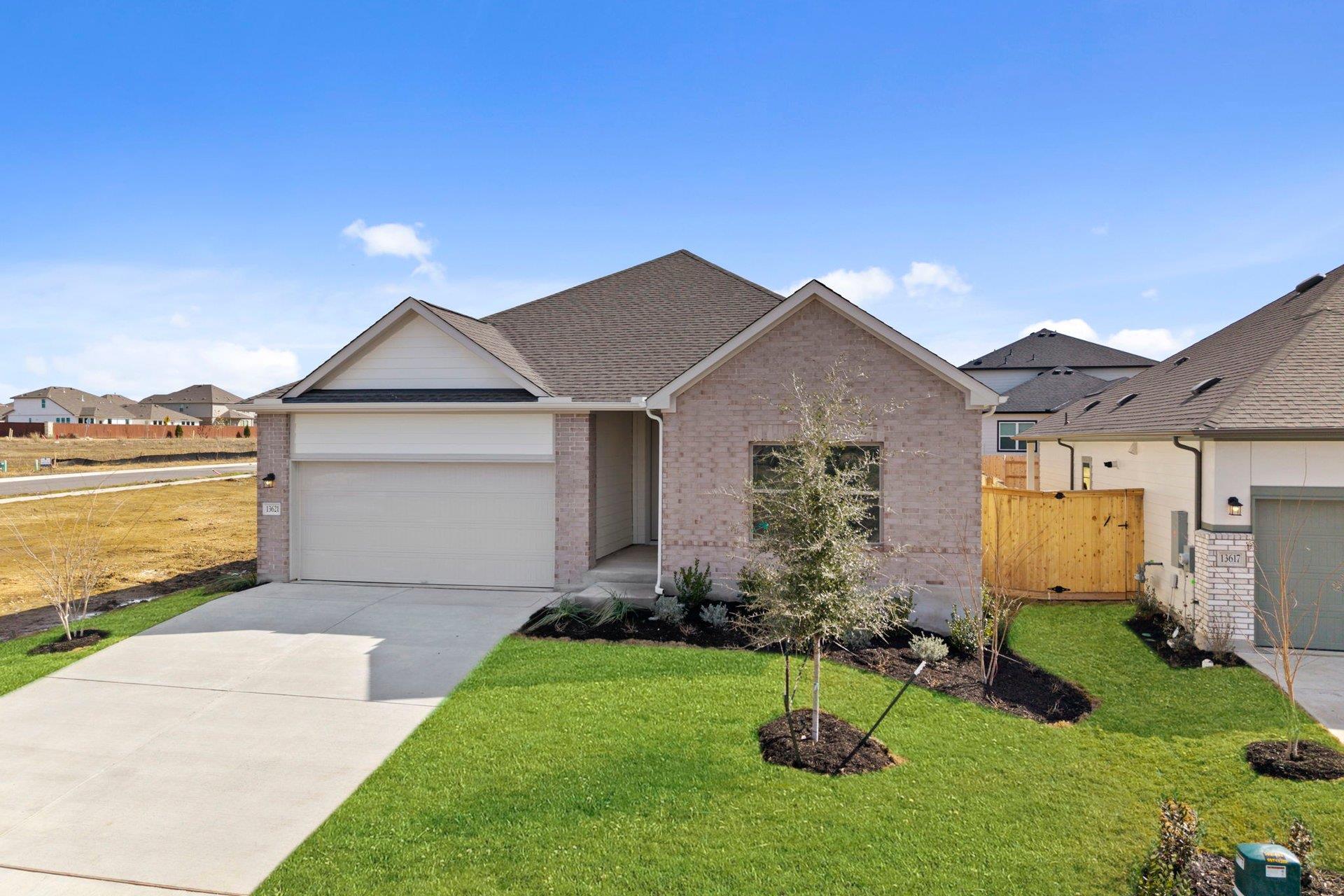 13621 Gray Landing Drive Elgin TX 78621