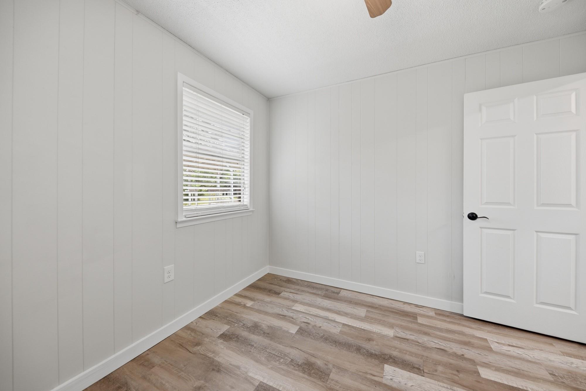9481 Lake Forest Circle Brenham TX 77833