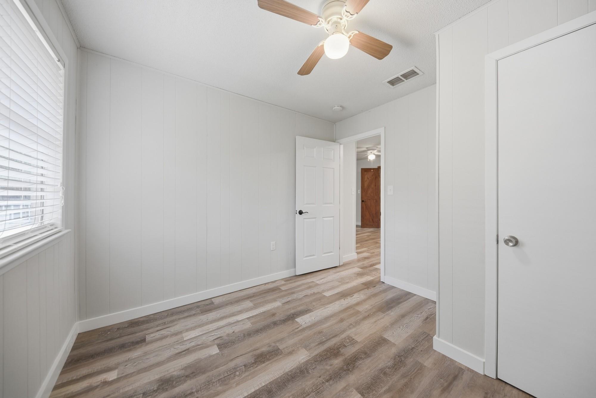 9481 Lake Forest Circle Brenham TX 77833