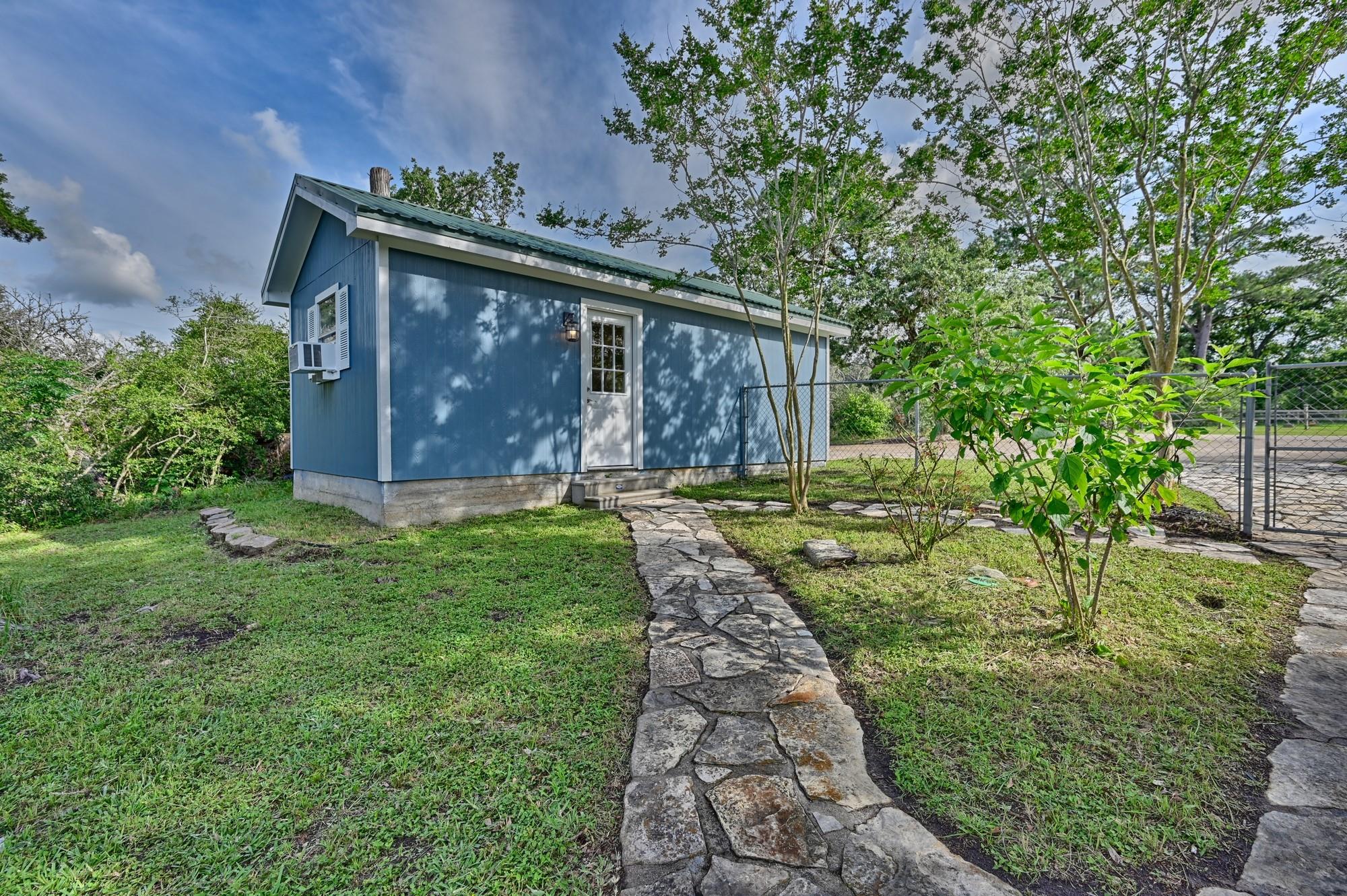 9481 Lake Forest Circle Brenham TX 77833