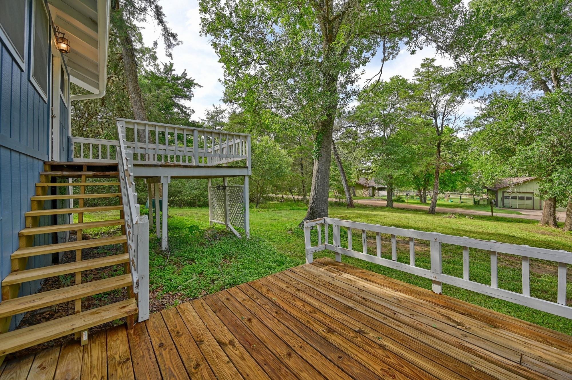 9481 Lake Forest Circle Brenham TX 77833