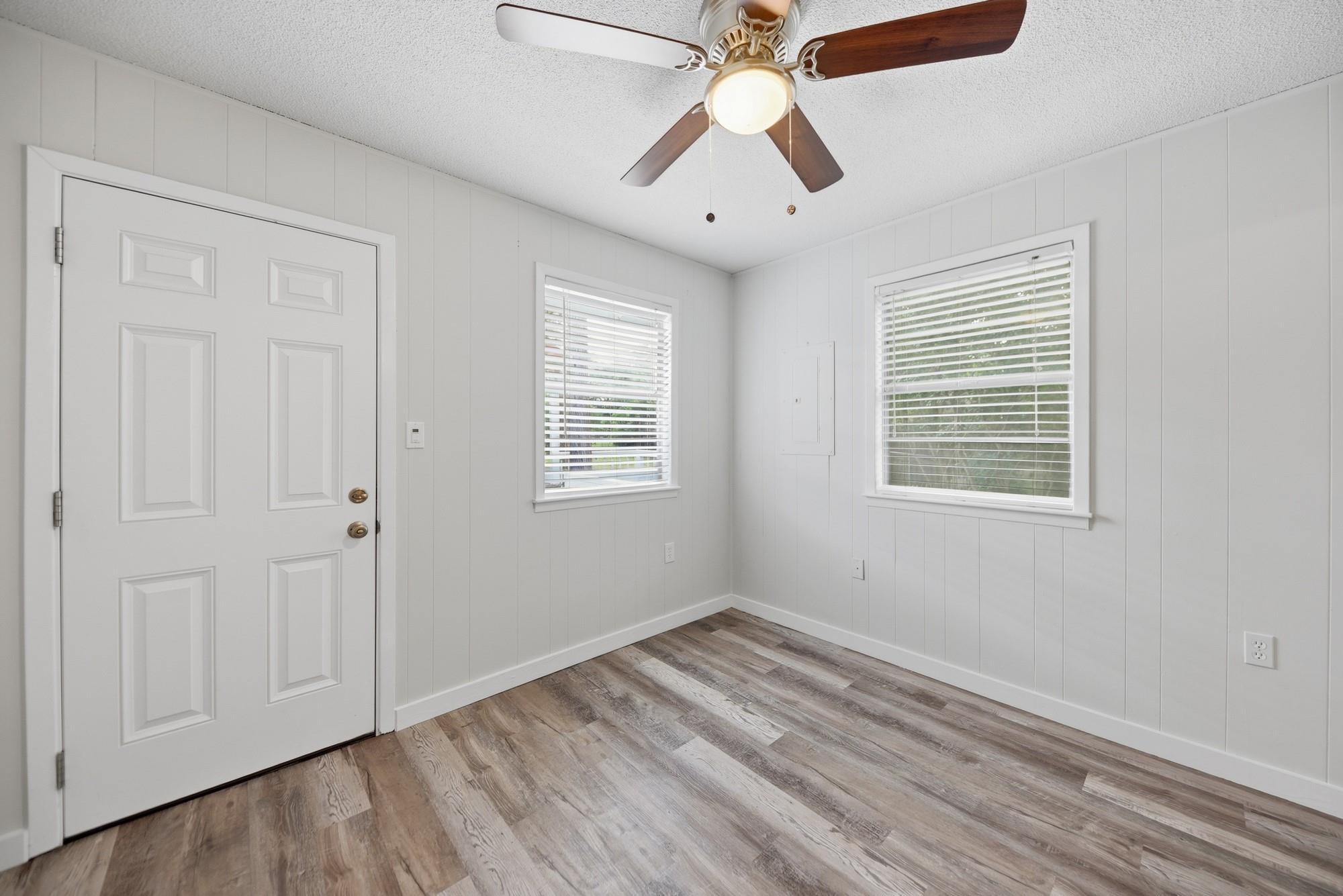 9481 Lake Forest Circle Brenham TX 77833