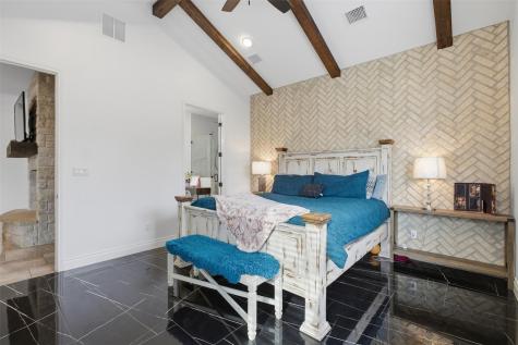 1905 S College Street Georgetown TX 78626