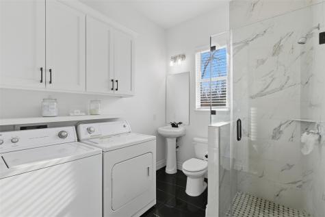 1905 S College Street Georgetown TX 78626