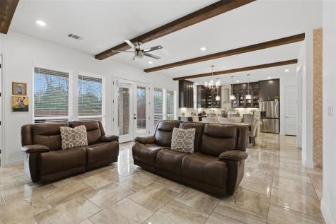 1905 S College Street Georgetown TX 78626