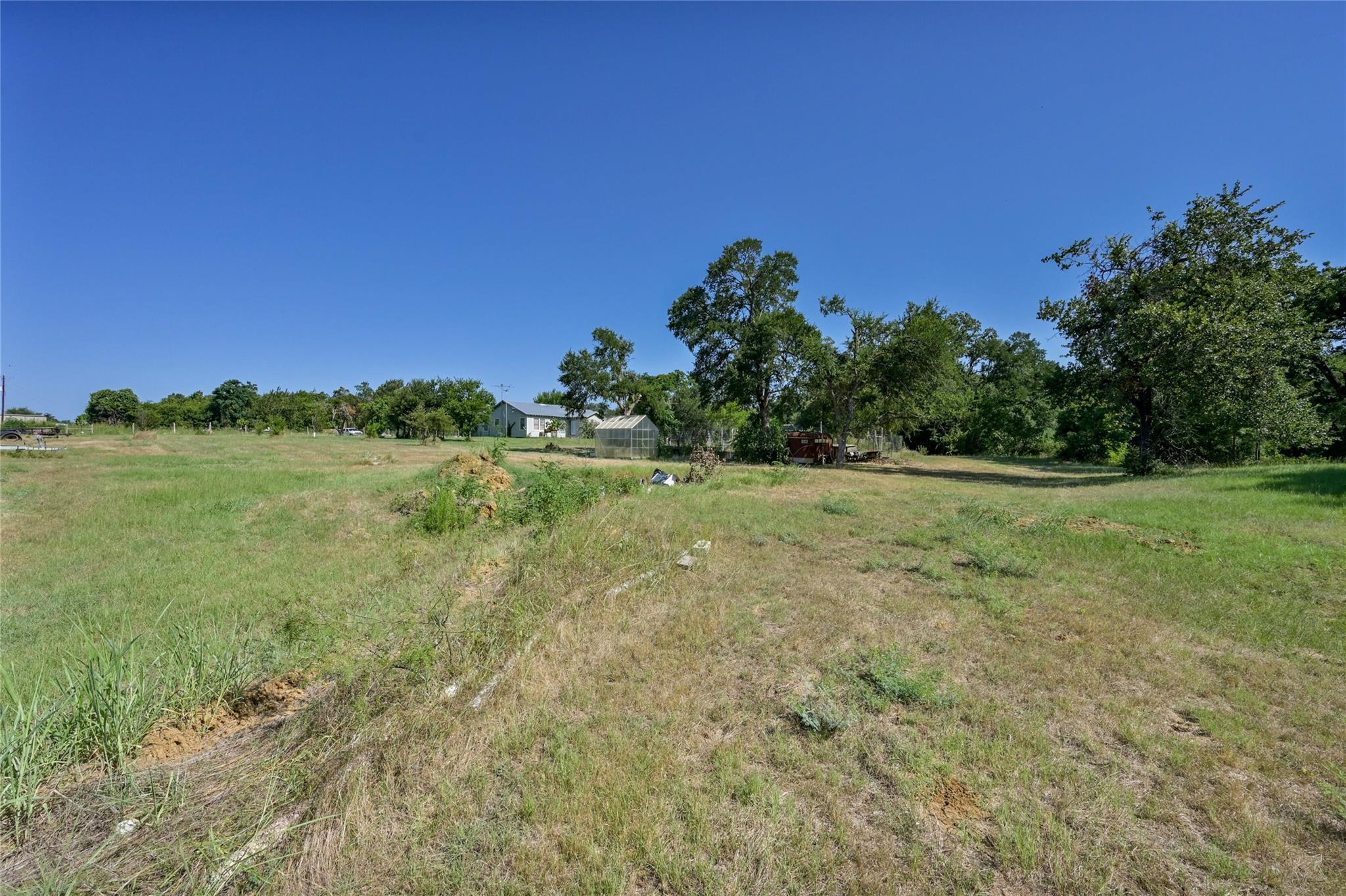 681 County Road 474 Elgin TX 78621