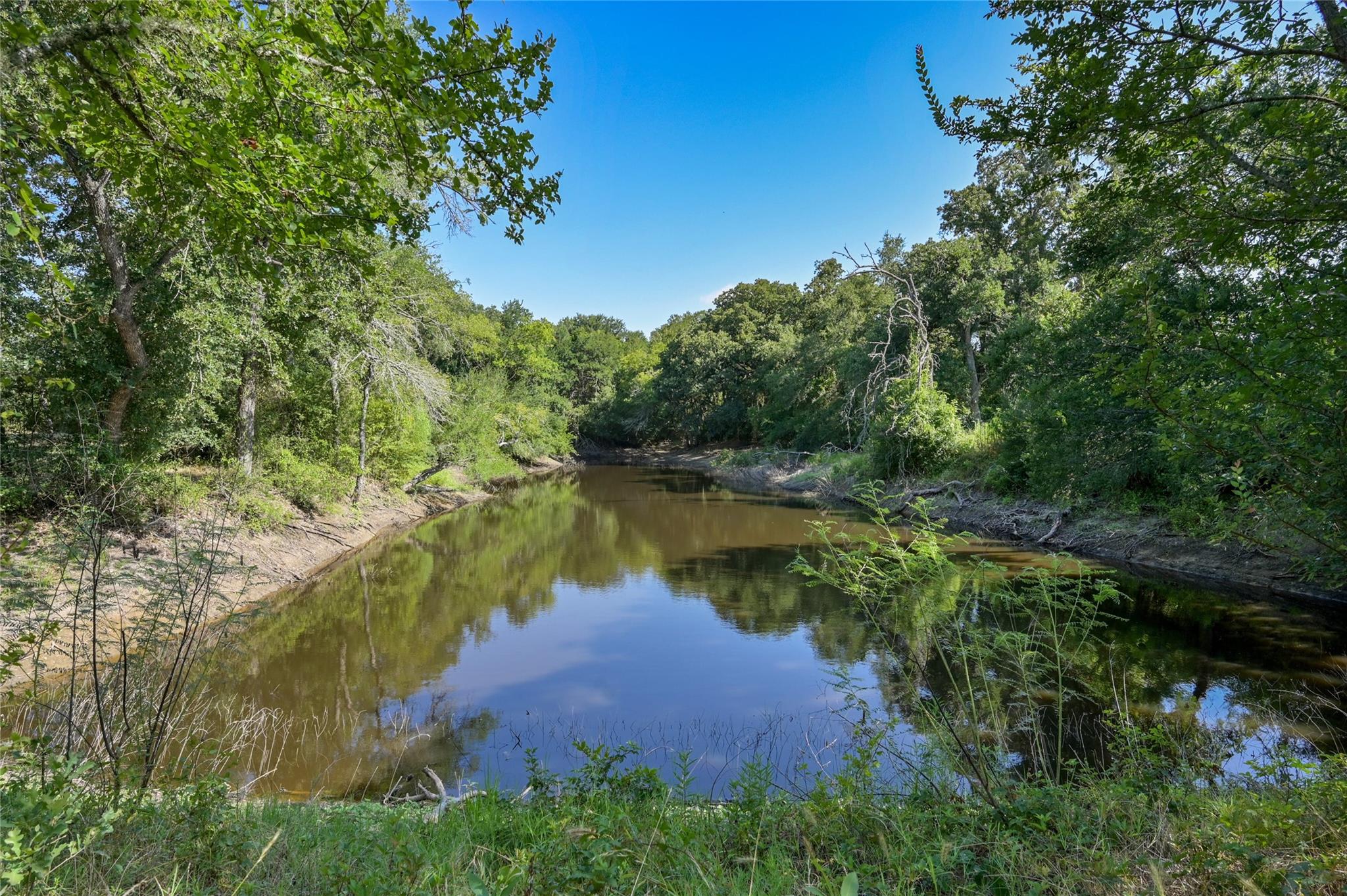681 County Road 474 Elgin TX 78621