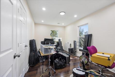 907 E 53rd Street Austin TX 78751