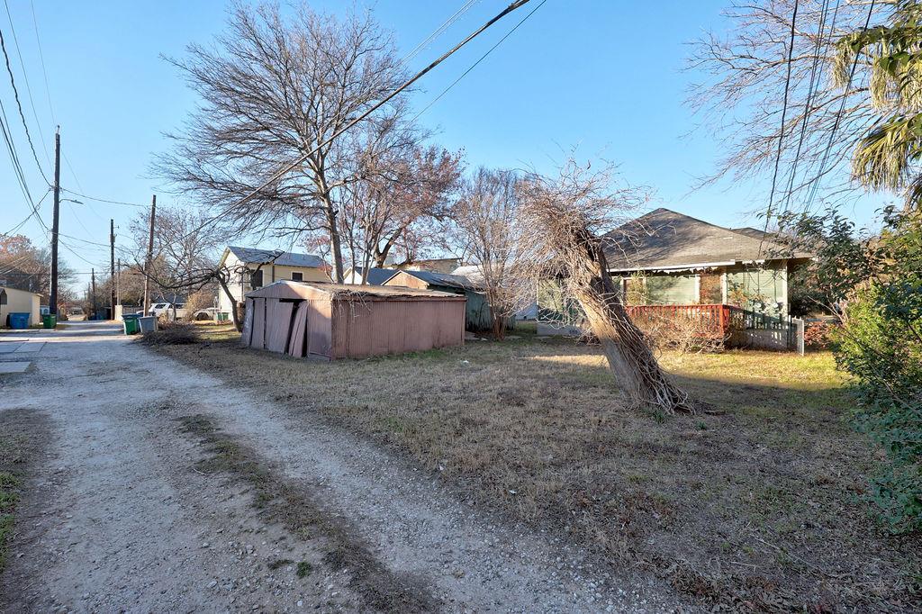 809 E 45th 1/2 Street Austin TX 78751