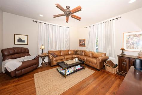 1202 Pecan Street Bastrop TX 78602