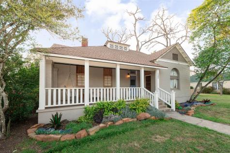1202 Pecan Street Bastrop TX 78602