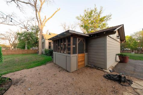 1202 Pecan Street Bastrop TX 78602