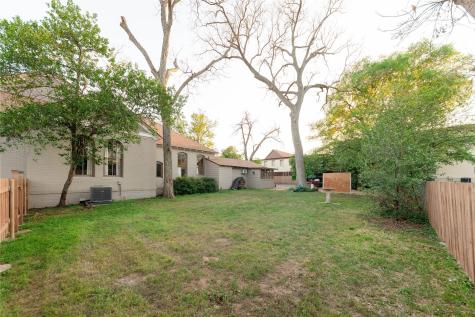 1202 Pecan Street Bastrop TX 78602