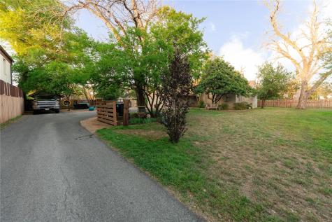 1202 Pecan Street Bastrop TX 78602