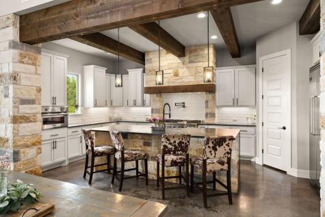 3830 Outback Trail Spicewood TX 78669
