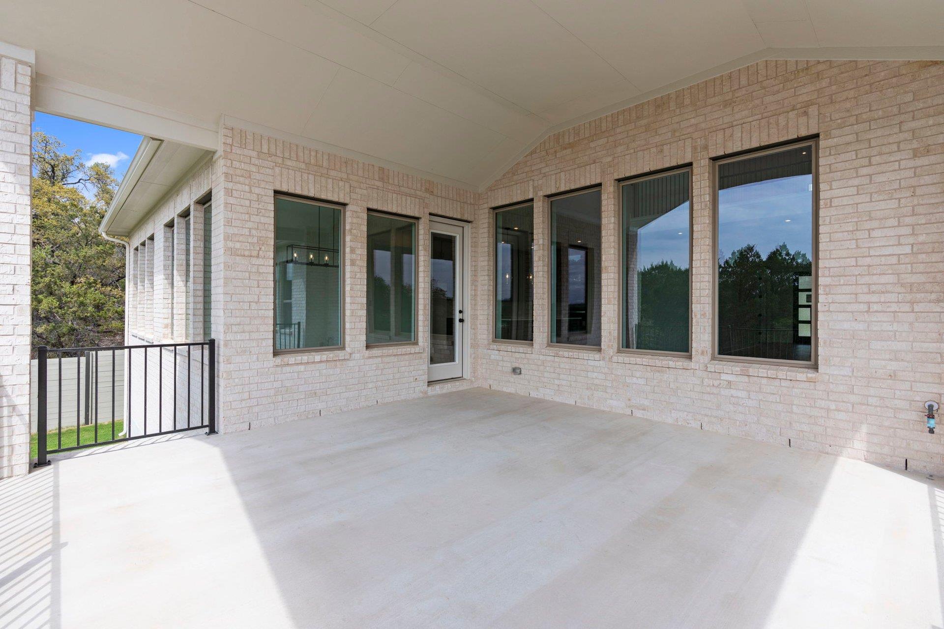 1904 Crimson Sunset Drive Georgetown TX 78628