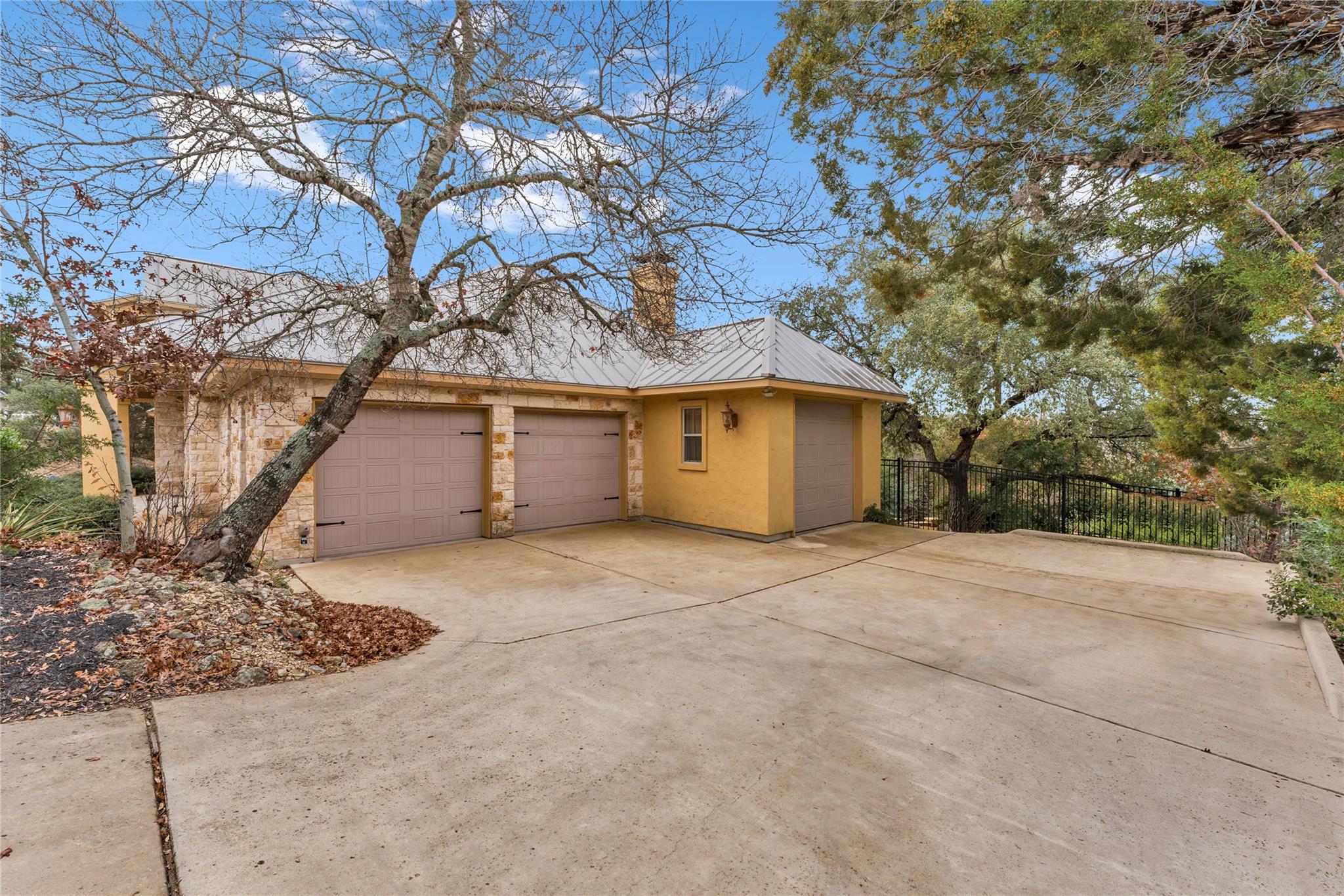413 Rock House Drive Liberty Hill TX 78642