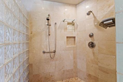6947 Chinook Drive Austin TX 78736