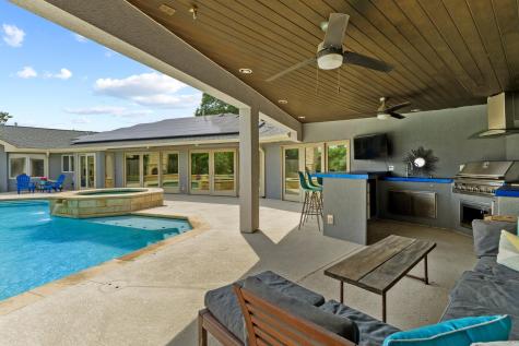 6947 Chinook Drive Austin TX 78736