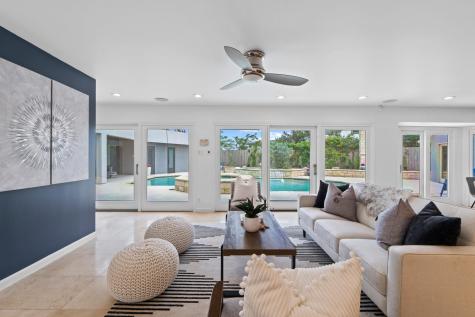 6947 Chinook Drive Austin TX 78736