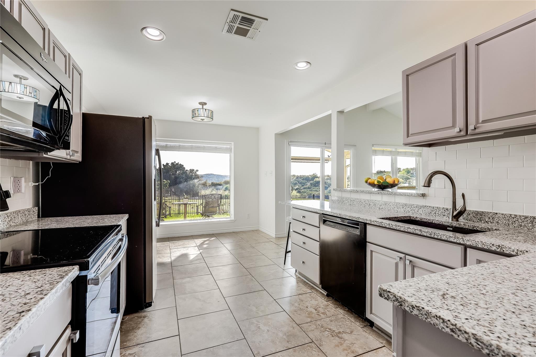 2802 Douglas Cove Lago Vista TX 78645