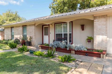 105 Jones Street Bastrop TX 78602