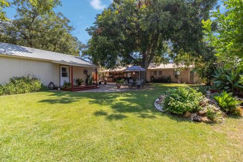 105 Jones Street Bastrop TX 78602