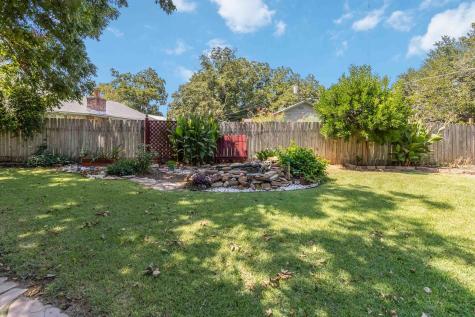 105 Jones Street Bastrop TX 78602