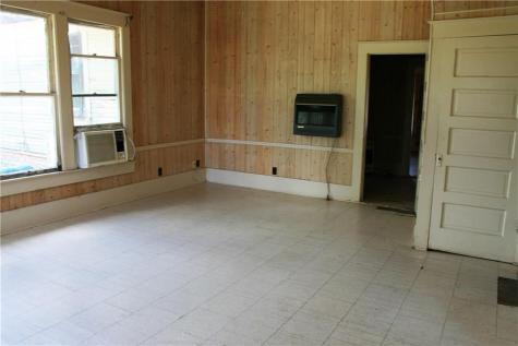 422 W North Main Street Flatonia TX 78941