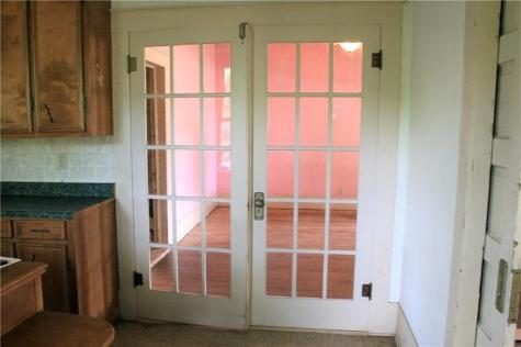 422 W North Main Street Flatonia TX 78941