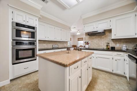 15111 Rose Cottage Drive Houston TX 77069