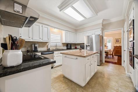 15111 Rose Cottage Drive Houston TX 77069