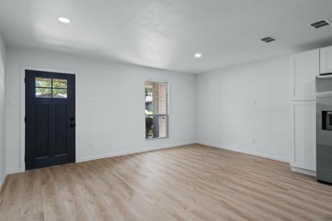 1700 Deep Wood Drive Round Rock TX 78681