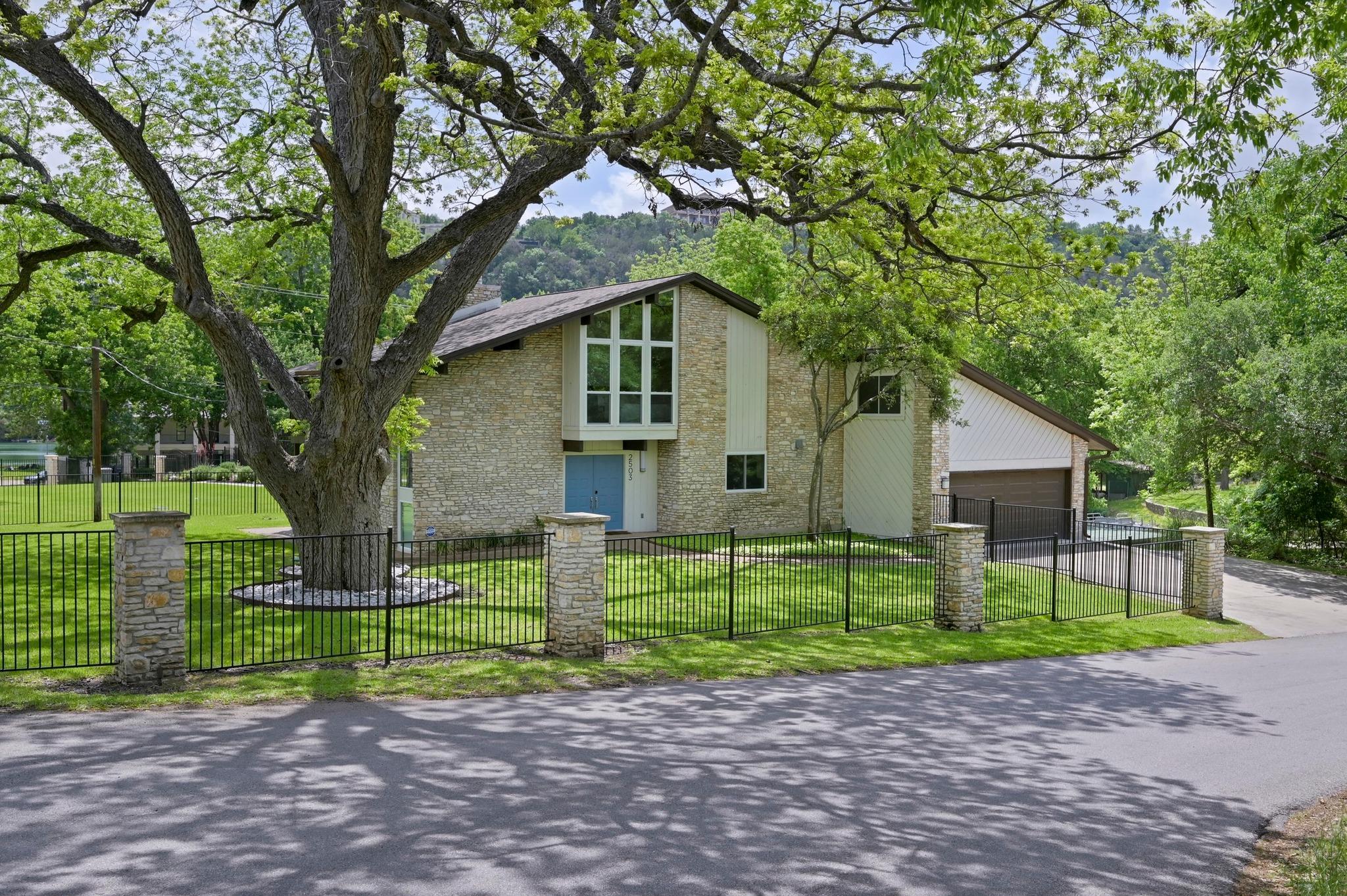 2503 Manana Street Austin TX 78730