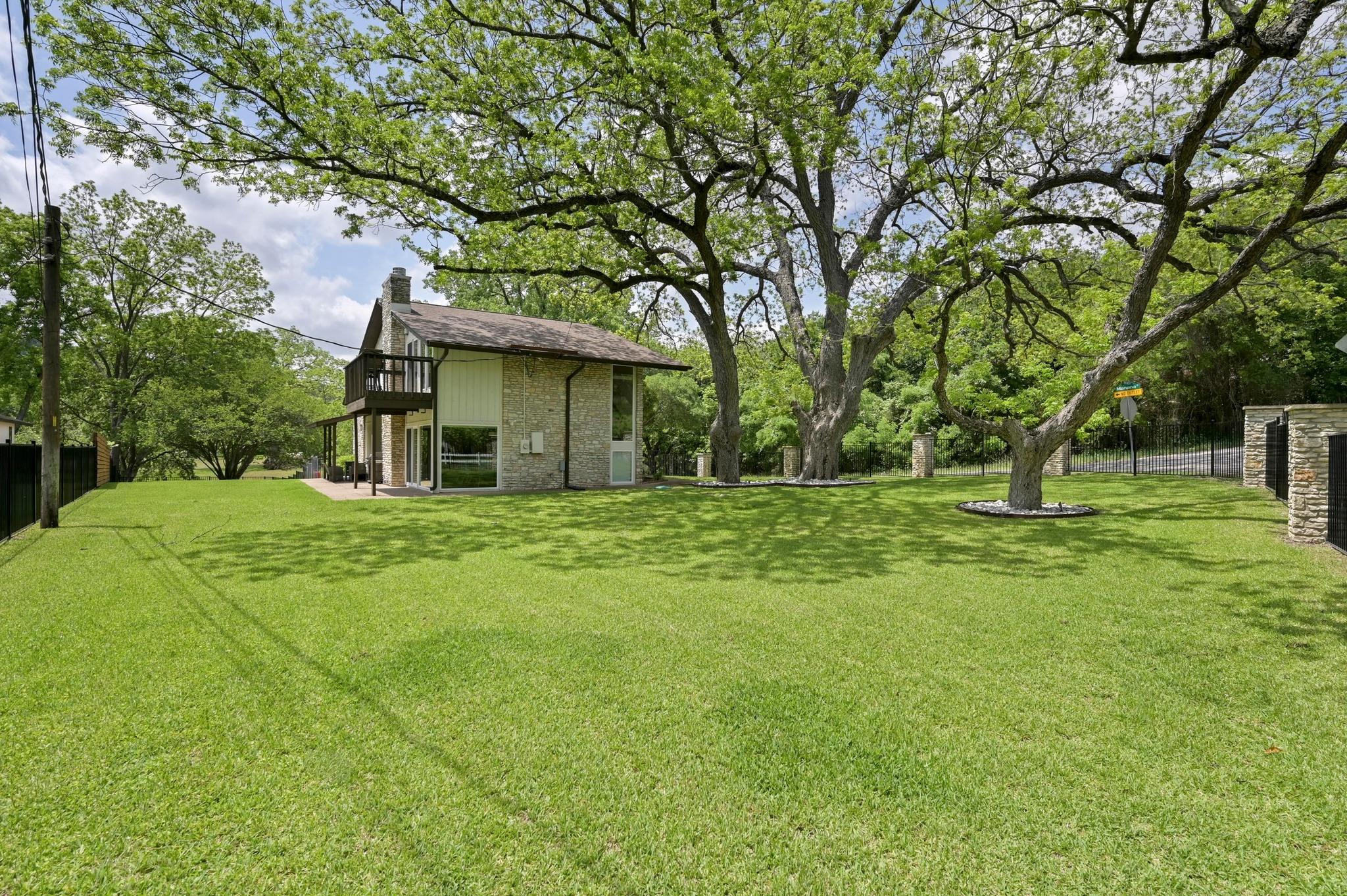 2503 Manana Street Austin TX 78730