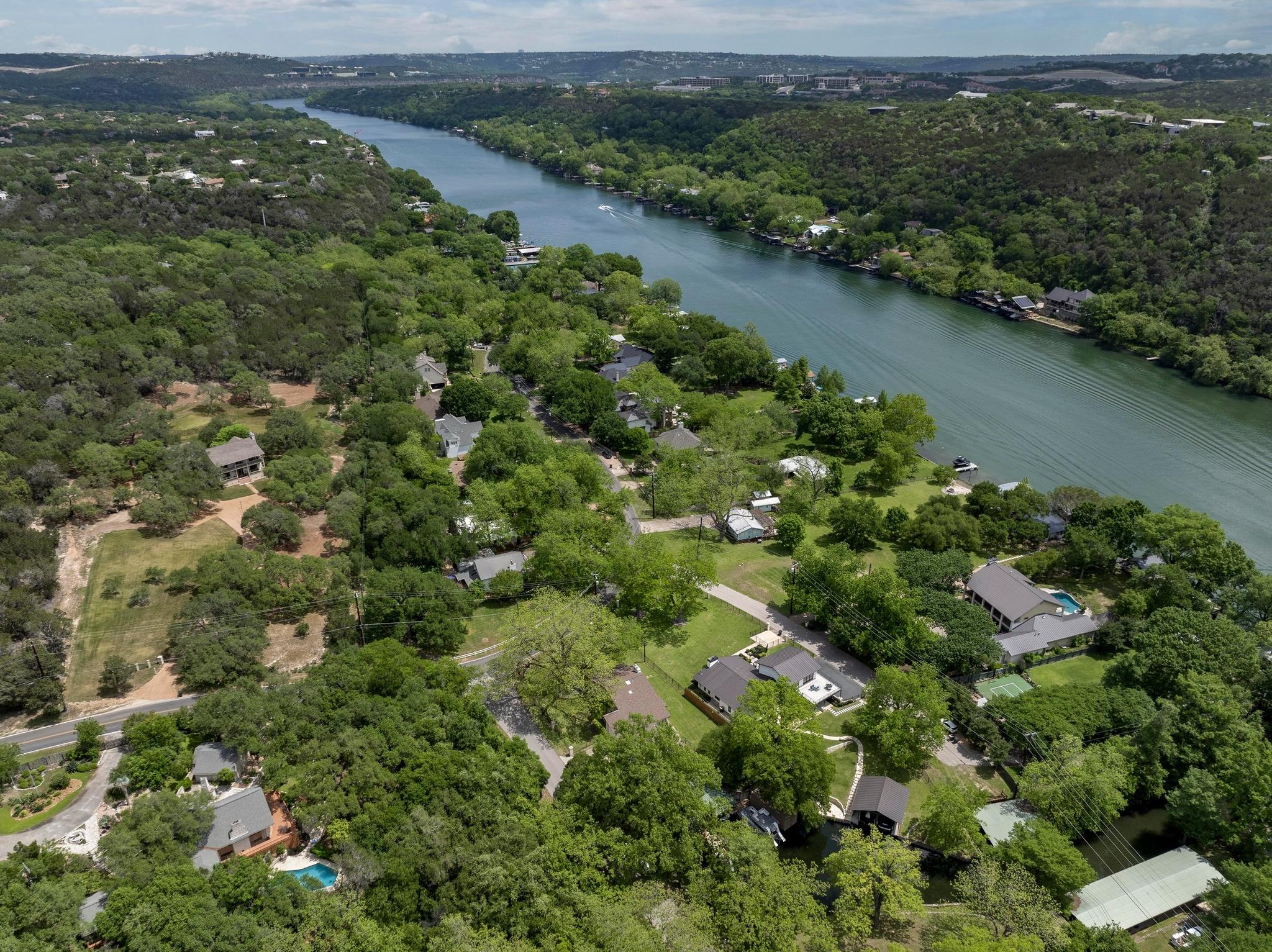 2503 Manana Street Austin TX 78730