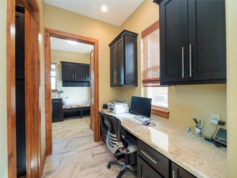 335 La Reata Trail Smithville TX 78957